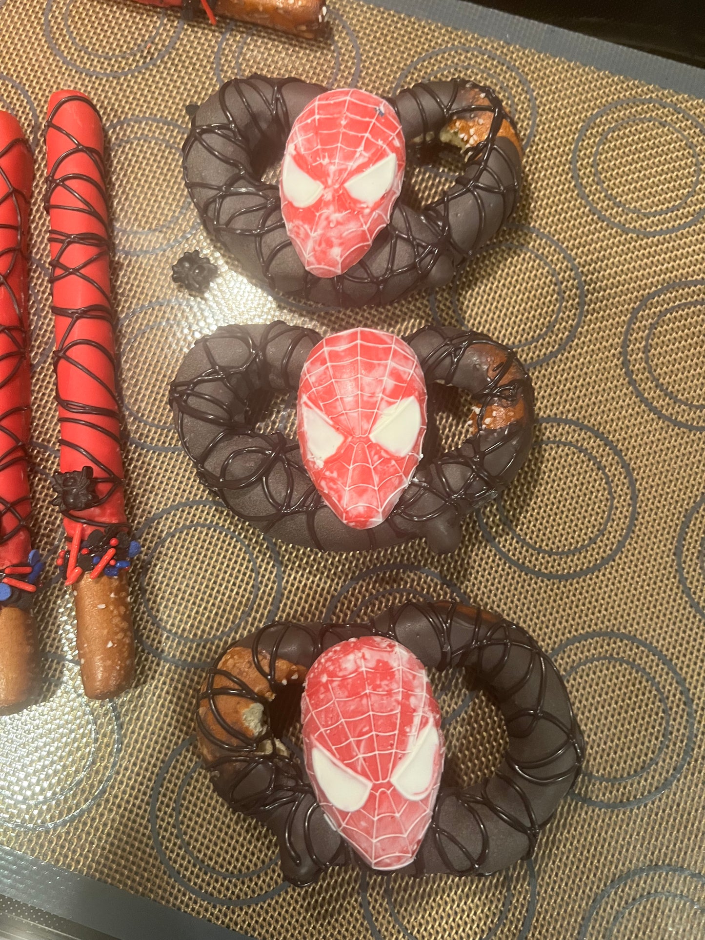 Chocolate Dipped Pretzels
